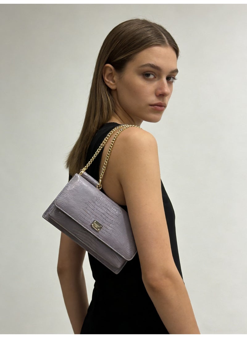 دي آند جي Dolce & Gabbana Dauphine ميني توت حقيبة | D & G علامة مخطوطة حقيبة يد من جلد العجل مع حزام سلاسل قابل للإزالة ، حفلات مسائية رائعة سلاسل فتاة - Image 5